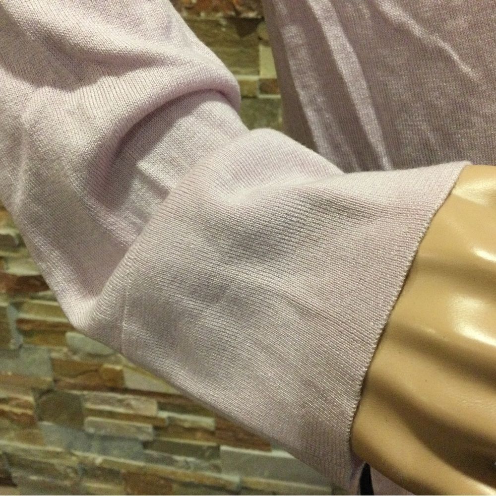 NAADAM V-Neck Sweaters - Picture 8 of 11